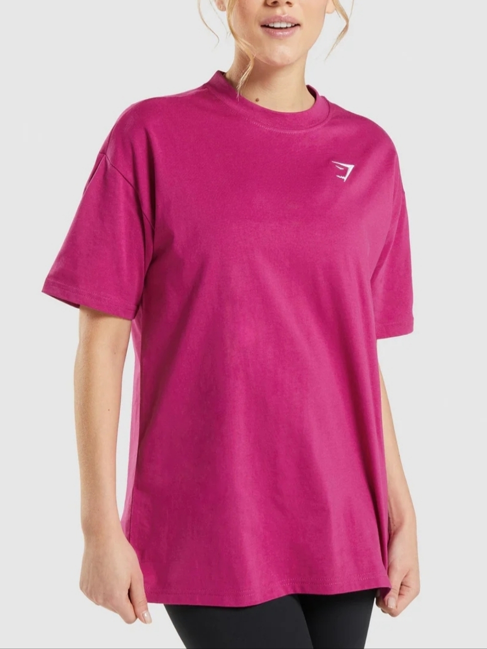 Gymshark Women's Relaxed Crew T-Shirt in Fuchsia